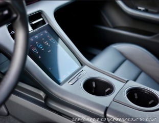 Porsche Taycan Cross Turismo 4 *Pasažie 2022