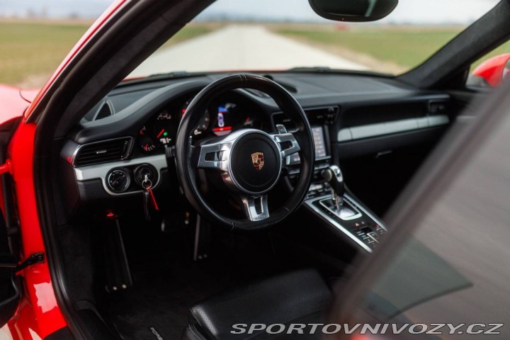 Porsche 911 Carrera S PDK 2013