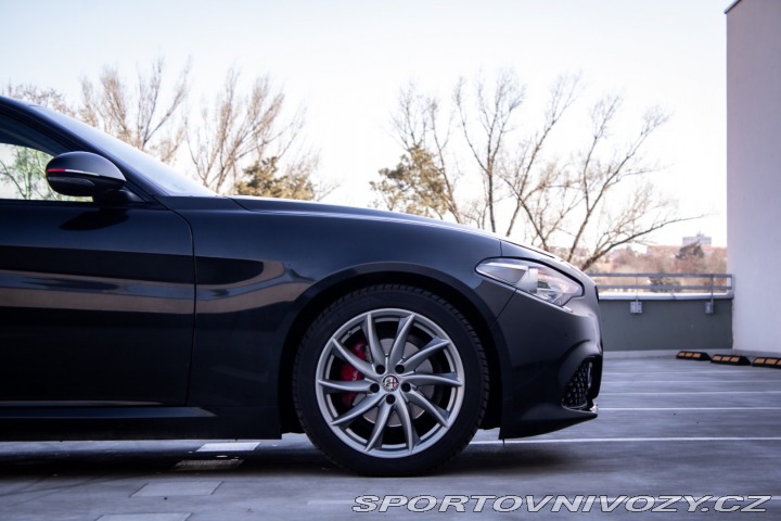 Alfa Romeo Giulia 2.0TBi MultiAir 200k AT 2018