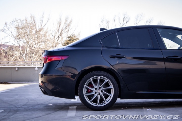 Alfa Romeo Giulia 2.0TBi MultiAir 200k AT 2018
