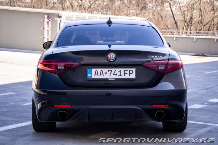 Alfa Romeo Giulia 2.0TBi MultiAir 200k AT 2018