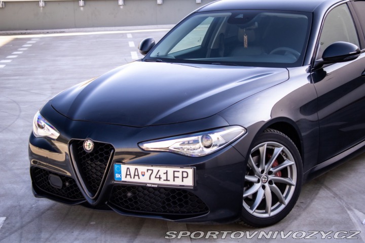 Alfa Romeo Giulia 2.0TBi MultiAir 200k AT 2018