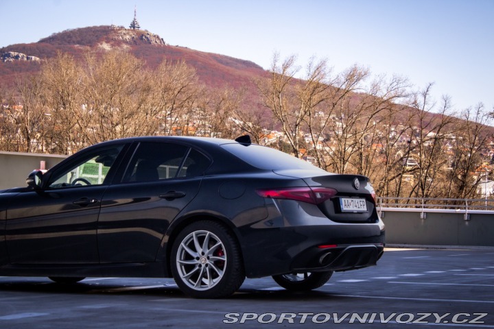 Alfa Romeo Giulia 2.0TBi MultiAir 200k AT 2018