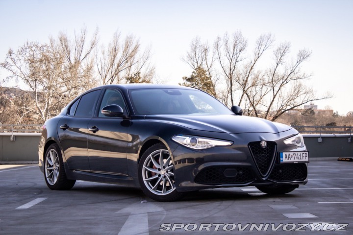 Alfa Romeo Giulia 2.0TBi MultiAir 200k AT 2018