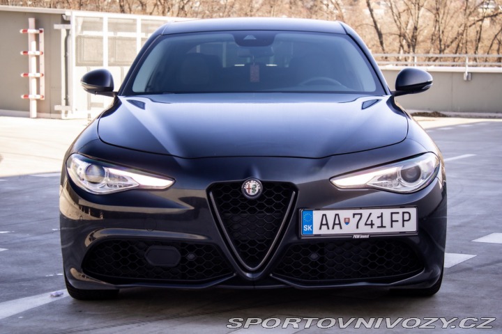 Alfa Romeo Giulia 2.0TBi MultiAir 200k AT 2018
