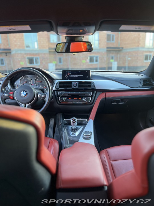 BMW M4 2015