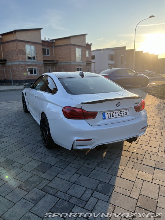 BMW M4 2015