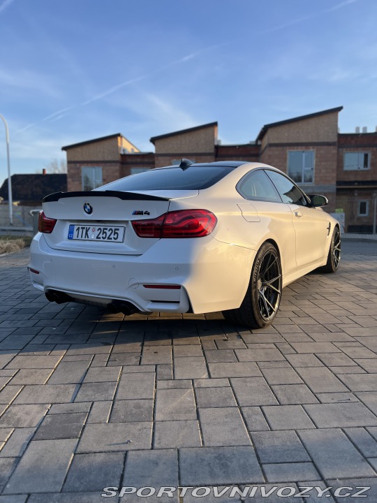 BMW M4 2015
