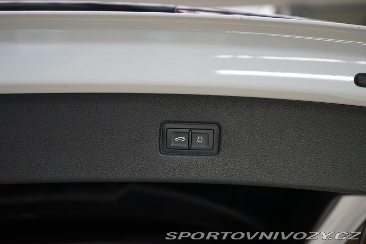 Audi SQ7 TDI Laser Nez.Top 7-Míst 2020