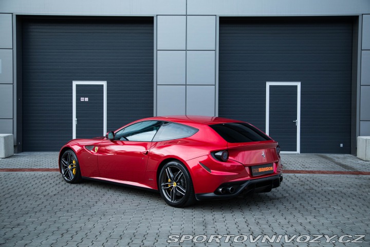 Ferrari FF 6.3l V12 4x4 486kW LIFT 2012