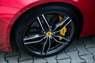 Ferrari FF 6.3l V12 4x4 486kW TOP 2012