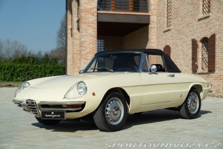 Alfa Romeo Spider 1750 VELOCE "OSSO DI SEPPIA"