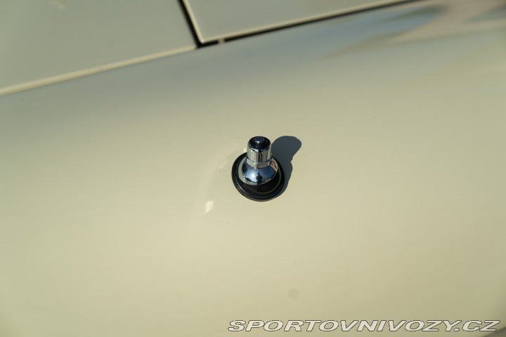 Alfa Romeo Spider 1750 VELOCE OSSO DI SEPPIA 1969