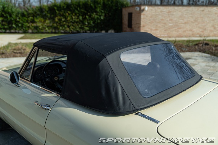 Alfa Romeo Spider 1750 VELOCE OSSO DI SEPPIA 1969