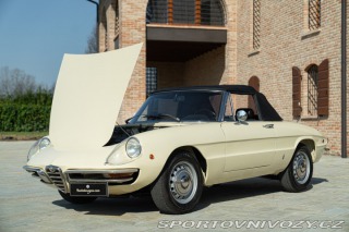 Alfa Romeo Spider 1750 VELOCE OSSO DI SEPPIA 1969