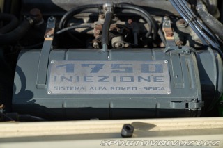 Alfa Romeo Spider 1750 VELOCE OSSO DI SEPPIA 1969