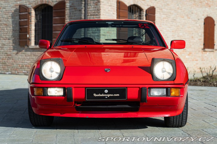 Porsche 924 1983