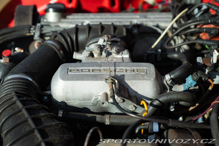 Porsche 924 1983