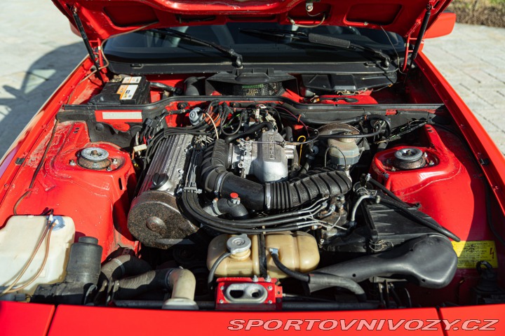 Porsche 924 1983