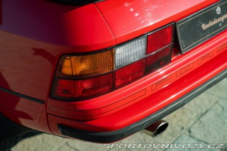 Porsche 924  1983