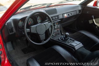 Porsche 924  1983