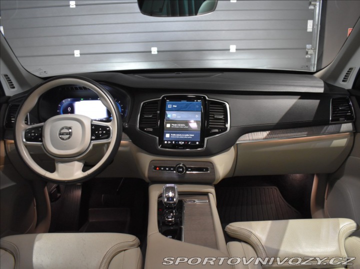 Volvo Ostatní modely XC90 2,0 B6 AWD Plus vzduch,pa 2022