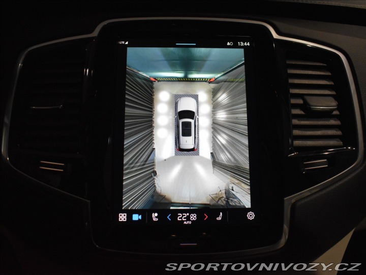 Volvo Ostatní modely XC90 2,0 B6 AWD Plus vzduch,pa 2022