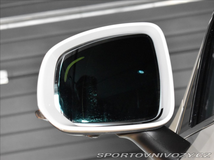 Volvo Ostatní modely XC90 2,0 B6 AWD Plus vzduch,pa 2022