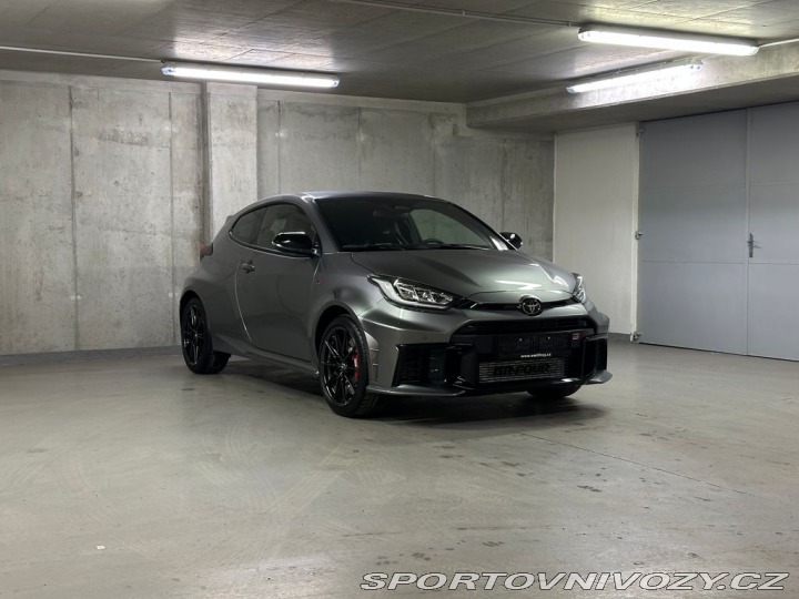 Toyota Yaris GR Dynamic + VIP 1.6 Turb 2024