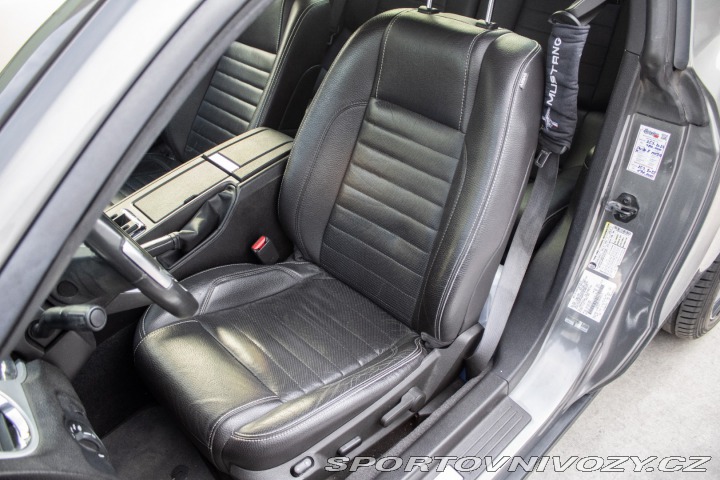 Ford Mustang Coupé 5.0 V8 307 kW / Au 2011