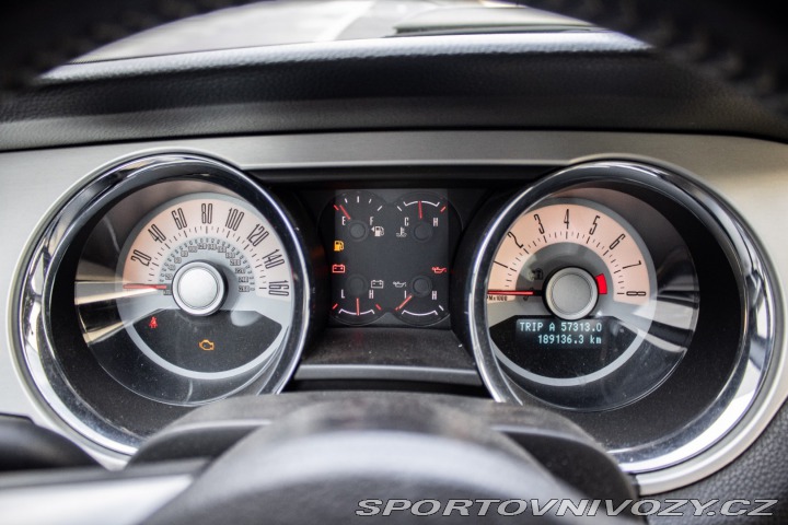 Ford Mustang Coupé 5.0 V8 307 kW / Au 2011