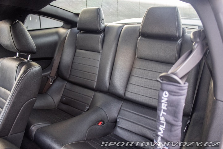 Ford Mustang Coupé 5.0 V8 307 kW / Au 2011