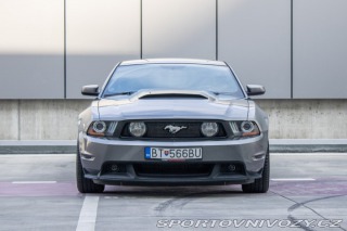 Ford Mustang Coupé 5.0 V8 307 kW / Au 2011