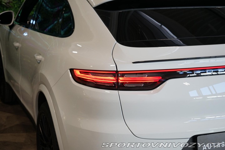 Porsche Cayenne Coupé Chrono Panorama Car 2022