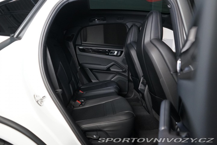 Porsche Cayenne Coupé Chrono Panorama Car 2022