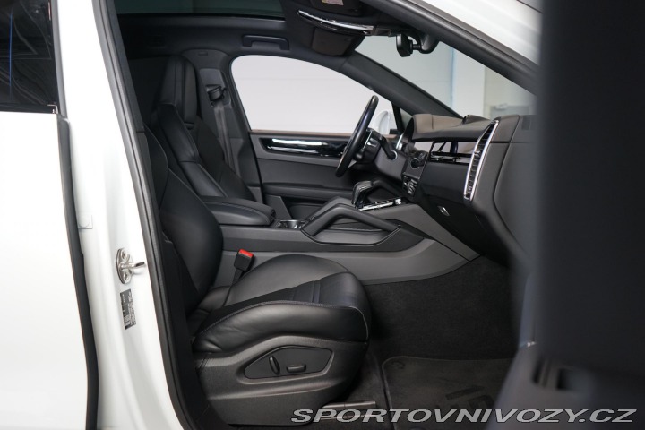 Porsche Cayenne Coupé Chrono Panorama Car 2022