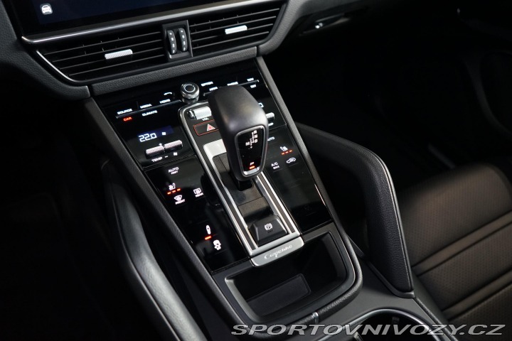 Porsche Cayenne Coupé Chrono Panorama Car 2022