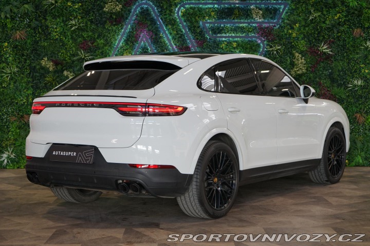 Porsche Cayenne Coupé Chrono Panorama Car 2022