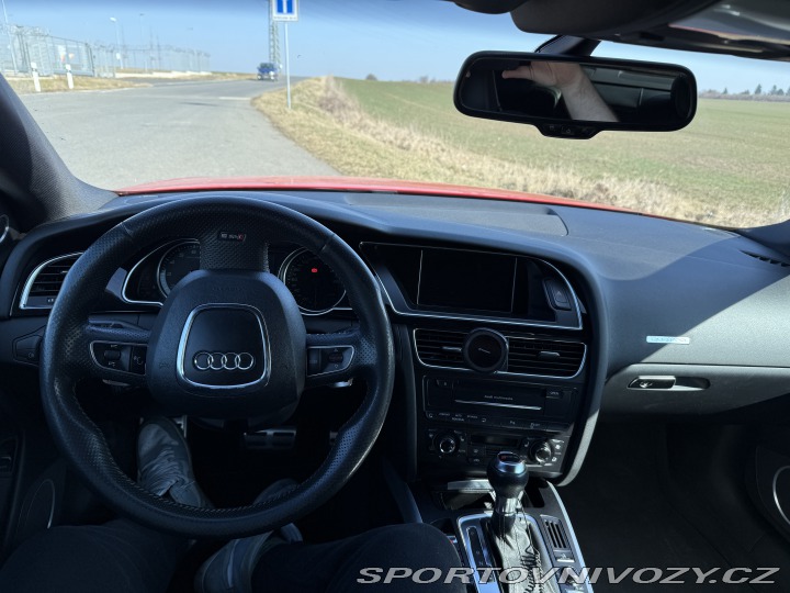 Audi RS5 B8 2010