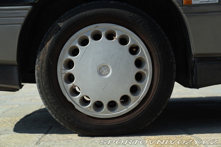 Alfa Romeo Ostatní modely 164 TWIN SPARK 1990