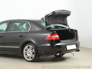 Škoda Superb Laurin&Klement 3.6 FS 2009