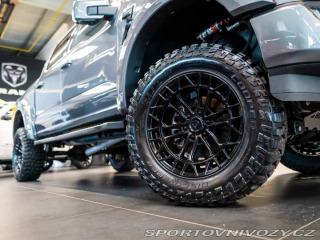 Ford Ostatní modely F-150 5.0 V8 Lariat 6 Lif 2024