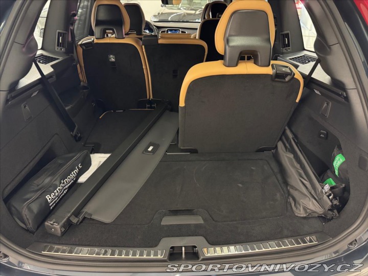 Volvo Ostatní modely XC90 2,0 T8 AWD Plus Bright 13 2024