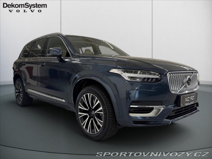 Volvo Ostatní modely XC90 2,0 T8 AWD Plus Bright 13 2024
