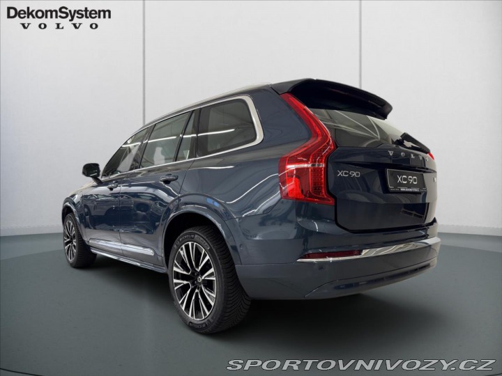 Volvo Ostatní modely XC90 2,0 T8 AWD Plus Bright 13 2024