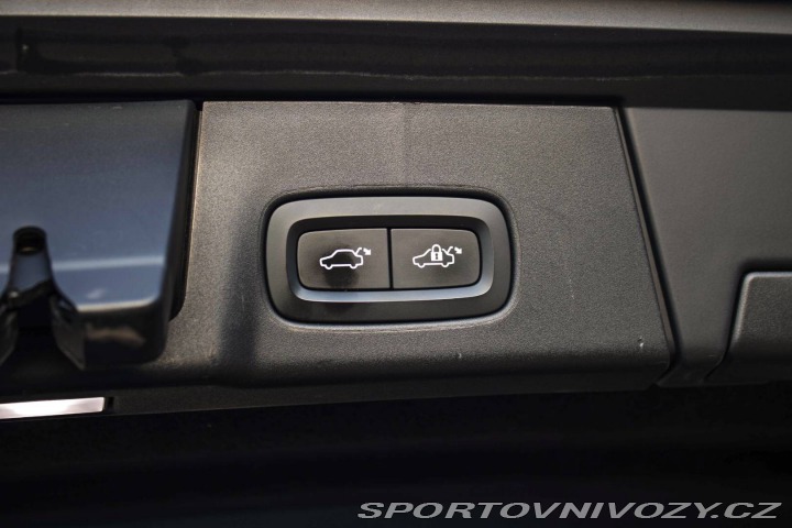 Volvo V90 CC D5 2.0L Cross Country 2019