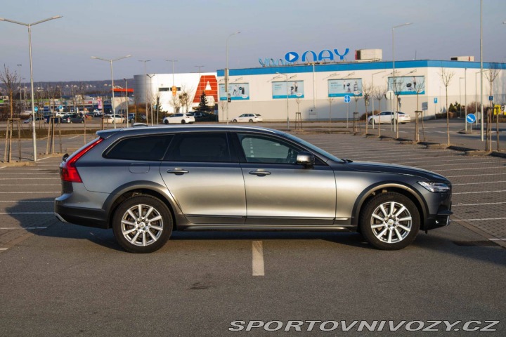 Volvo V90 CC D5 2.0L Cross Country 2019