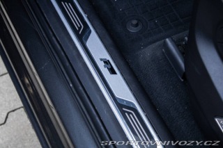 Volkswagen Ostatní modely Touareg  3.0 V6 TDI SCR 286k R-Li 2019
