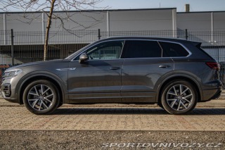 Volkswagen Ostatní modely Touareg  3.0 V6 TDI SCR 286k R-Li 2019