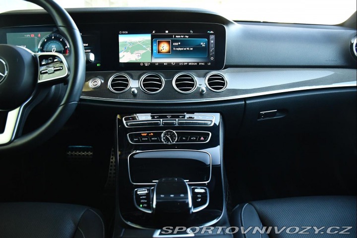 Mercedes-Benz E 400d 4M PANO S.CLOSE WEBA 2019
